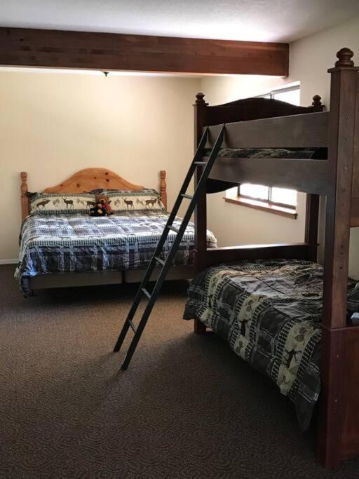 Yosemite Haven @ Pine Mountain Lake. Dog Friendly! Groveland Extérieur photo